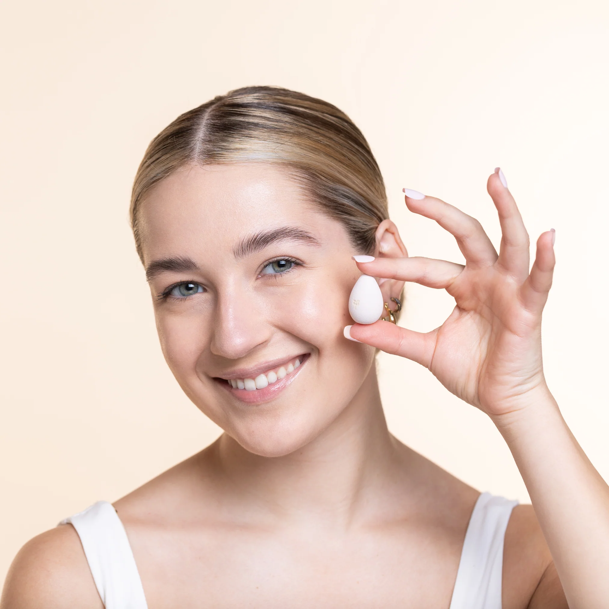 Mini Makeup Sponges - Image 2
